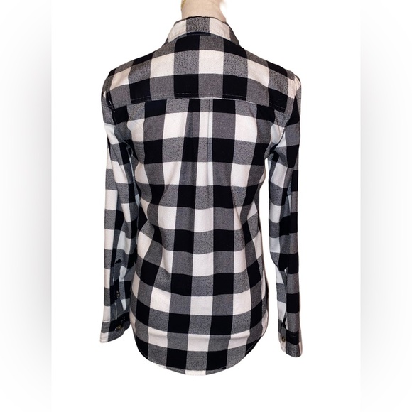 Abercrombie + Fitch Flannel Top Black and White in Size X Small - Picture 2 of 5